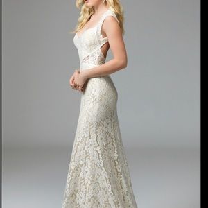 BHLDN Wedding dress (Willowby Twilla Gown)